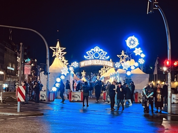 Weihnachtsmarkt Jungfernstieg